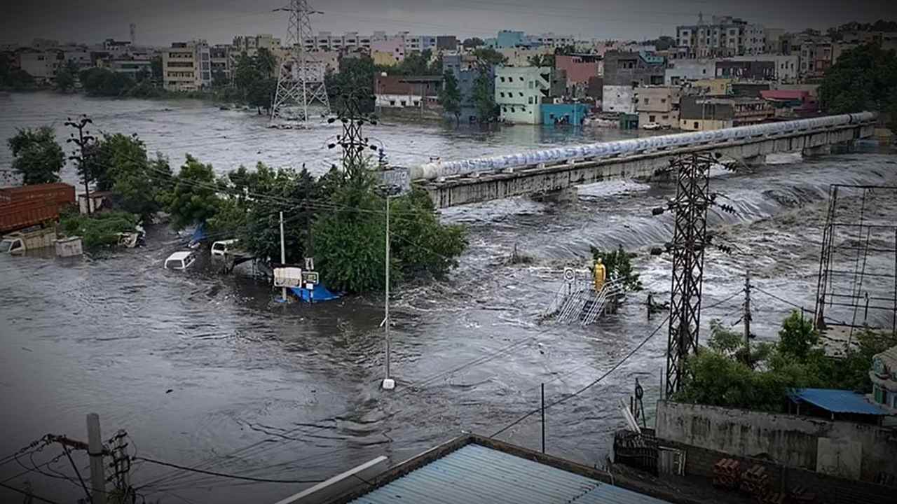 hyderabad floods due to heavy rain